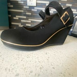 Like New Black Nubuck Wedge sz 5.5